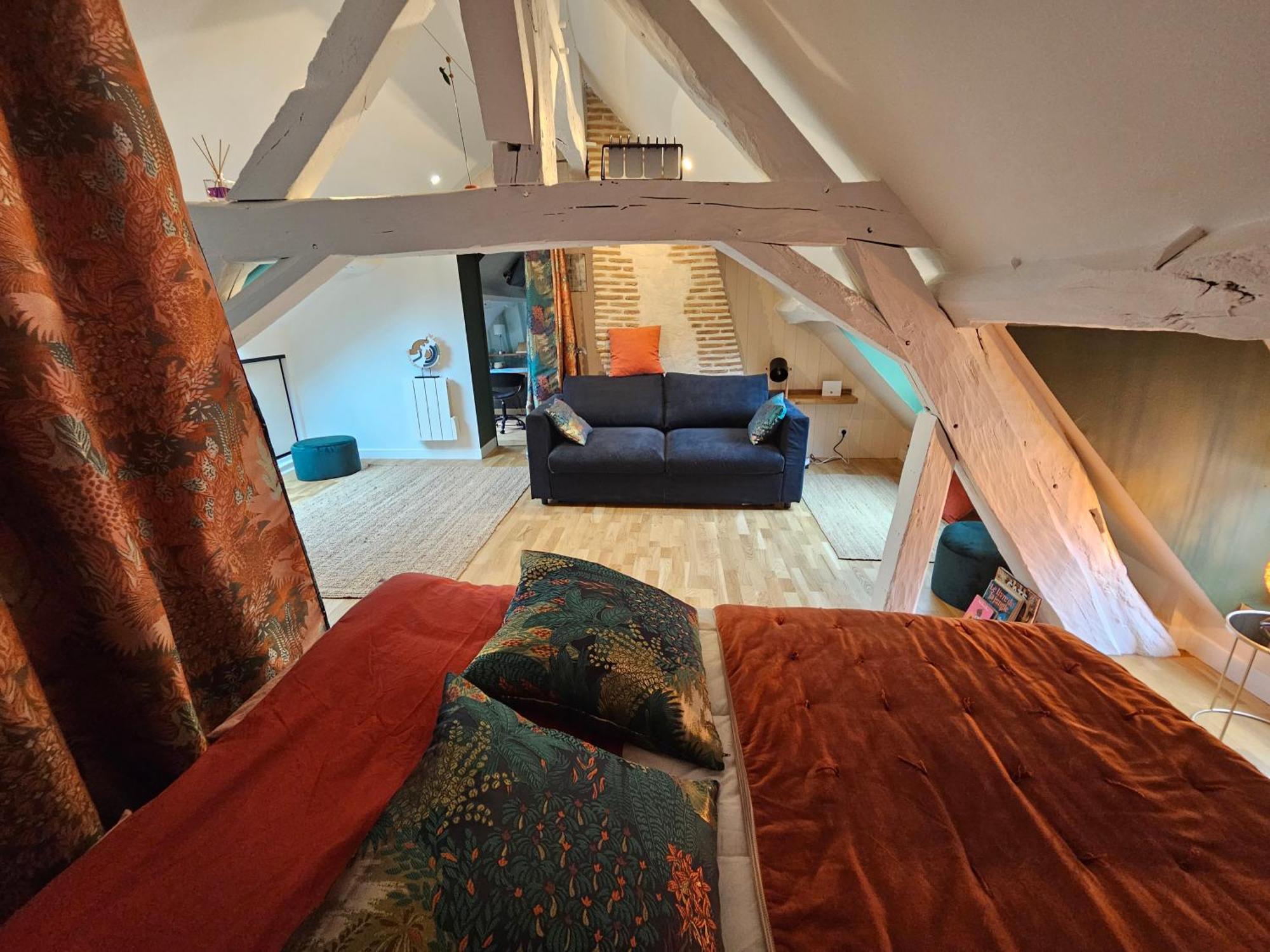 Le Sully, Gite Aux Portes De La Sologne 라페르트세인트아우빈 외부 사진
