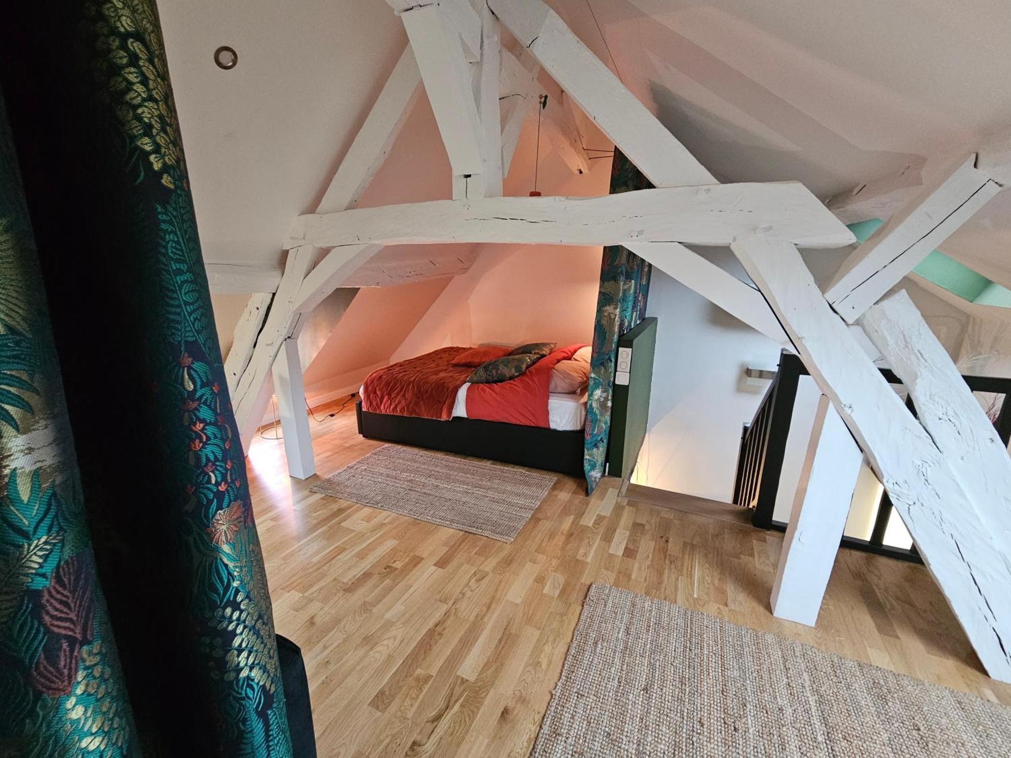Le Sully, Gite Aux Portes De La Sologne 라페르트세인트아우빈 외부 사진