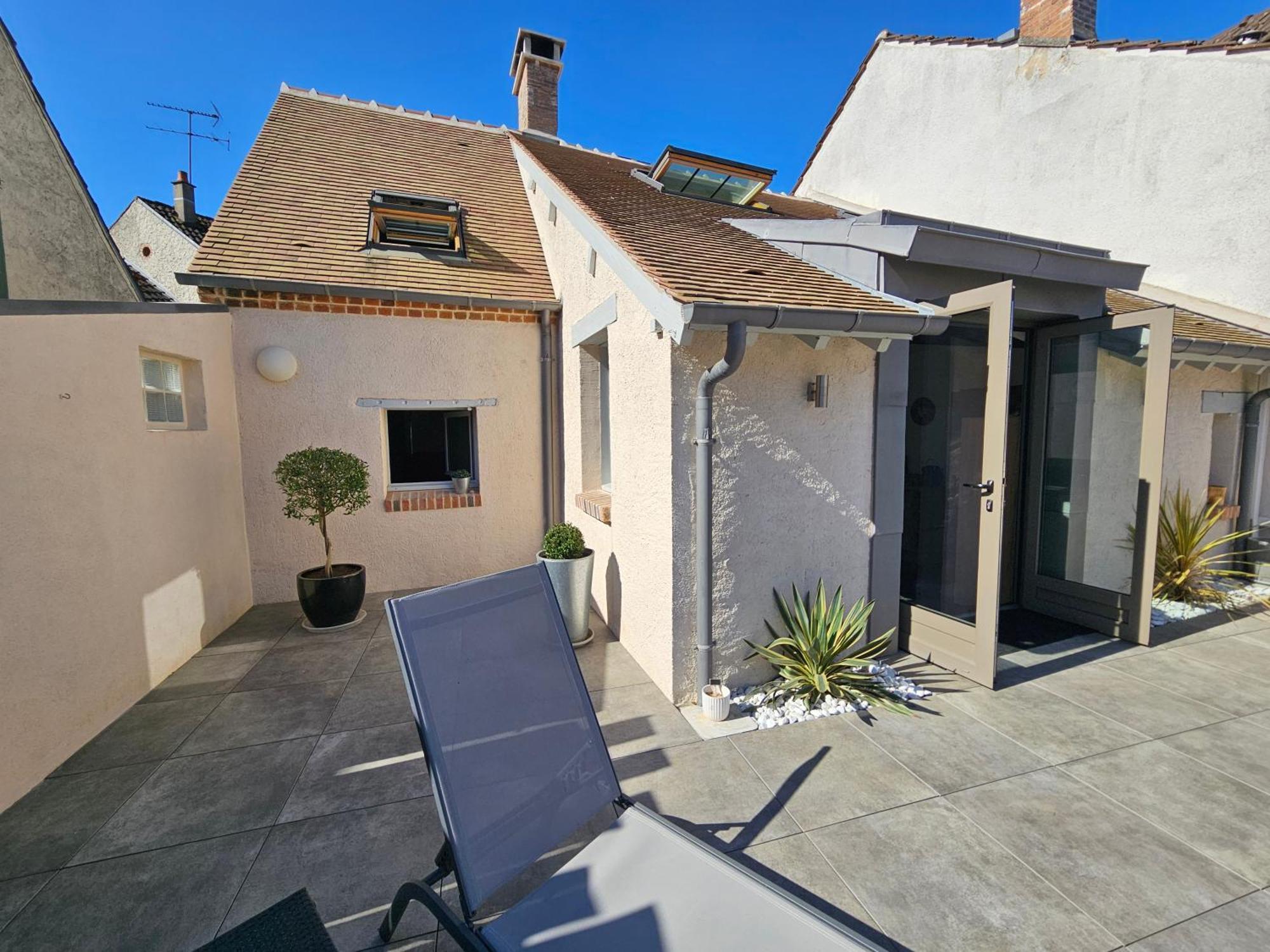Le Sully, Gite Aux Portes De La Sologne 라페르트세인트아우빈 외부 사진